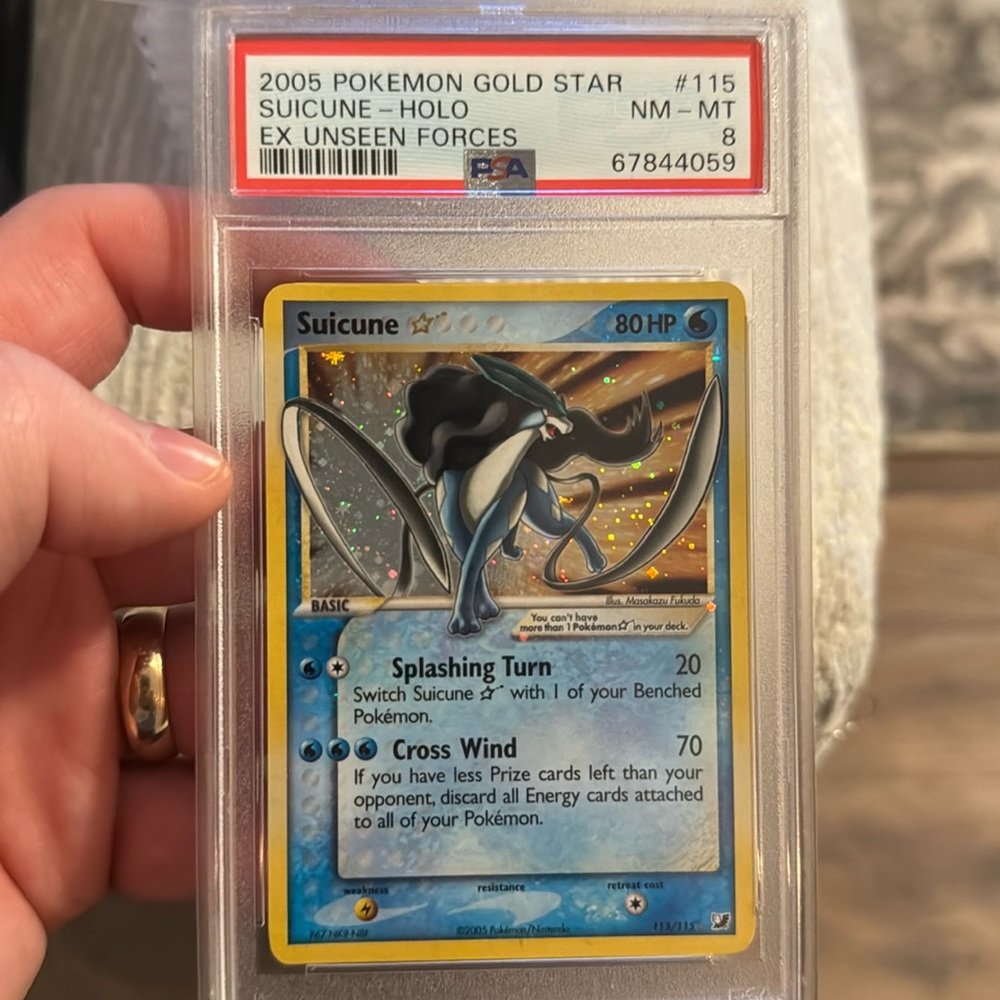 Suicune Gold Star PSA 8
